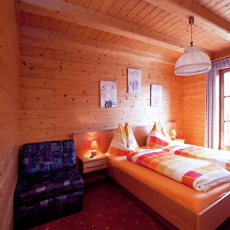 Alpine Retreat With Mountain Views, Cleaning Included *